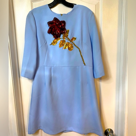 THIS DRESS!!!! Exact D&G design the tag says XL but it can fit size 8-10 M/L - Picture 2 of 8